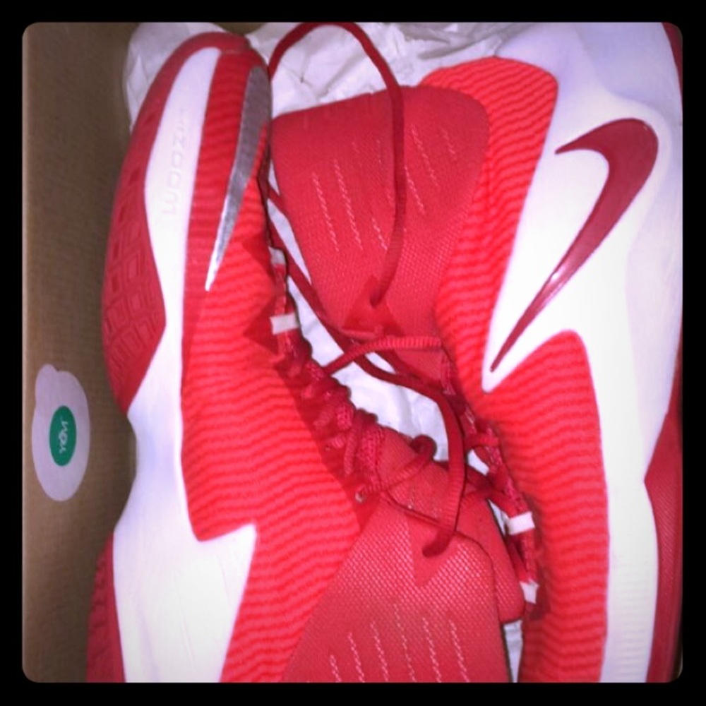 Nike Zoom Clearout Shoes